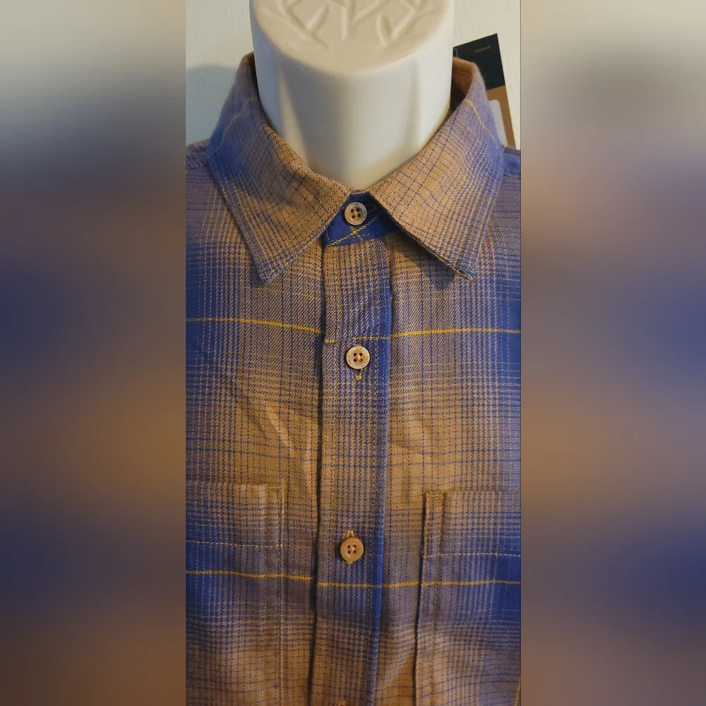 The North Face Mens Arroyo LW Flannel Shirt Size S Almond Butter Plaid‎ NWT